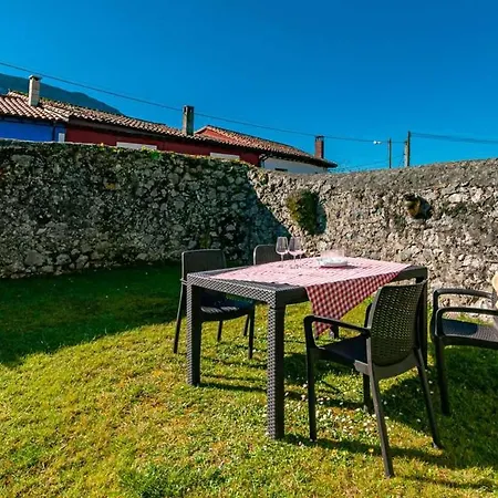 Casa Enrique En El Oriente De Asturias *