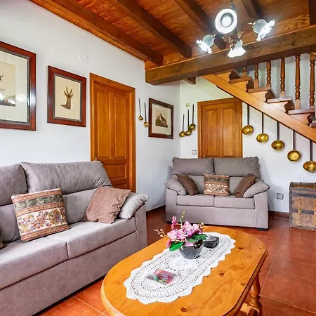 Casa Enrique En El Oriente De Asturias *